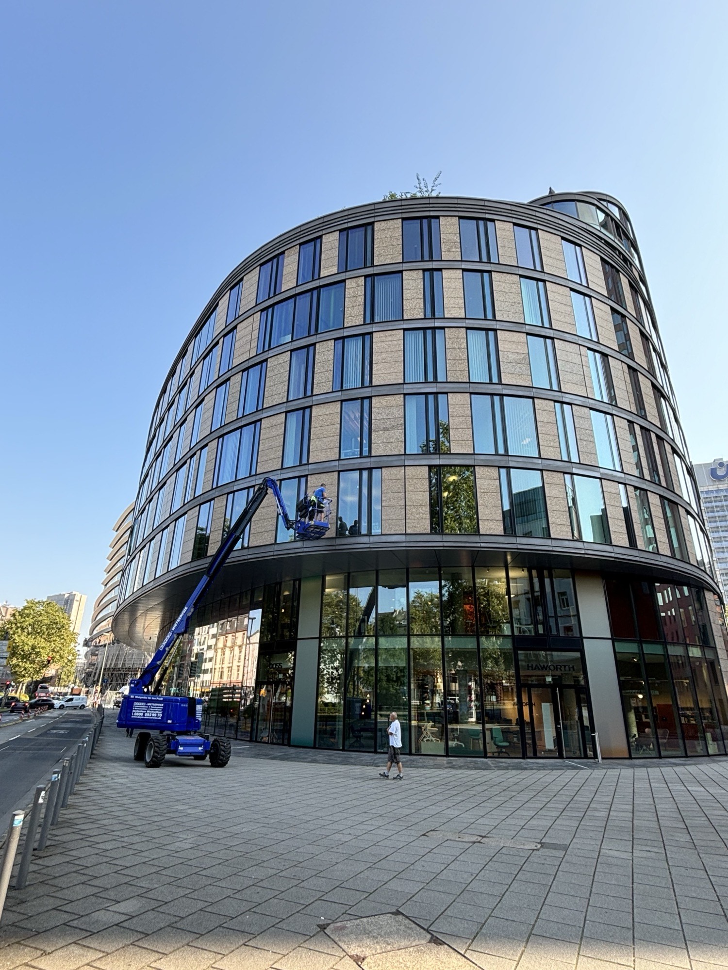 Oval am Baseler Platz